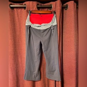 Lululemon flair capri pants